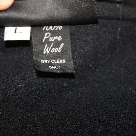 VTG Beppa Wool Coat with applique designs circa 1980's - Picture 10 of 10